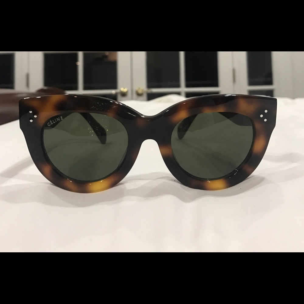 Celine 41050/S classic cateye Sunglasses in Havana